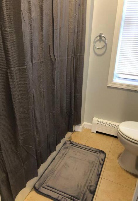 Private 2-Bedroom With Free Parking And Direct Bus To Nyc Manhattan Only 2 Blocks Away Лінден Екстер'єр фото